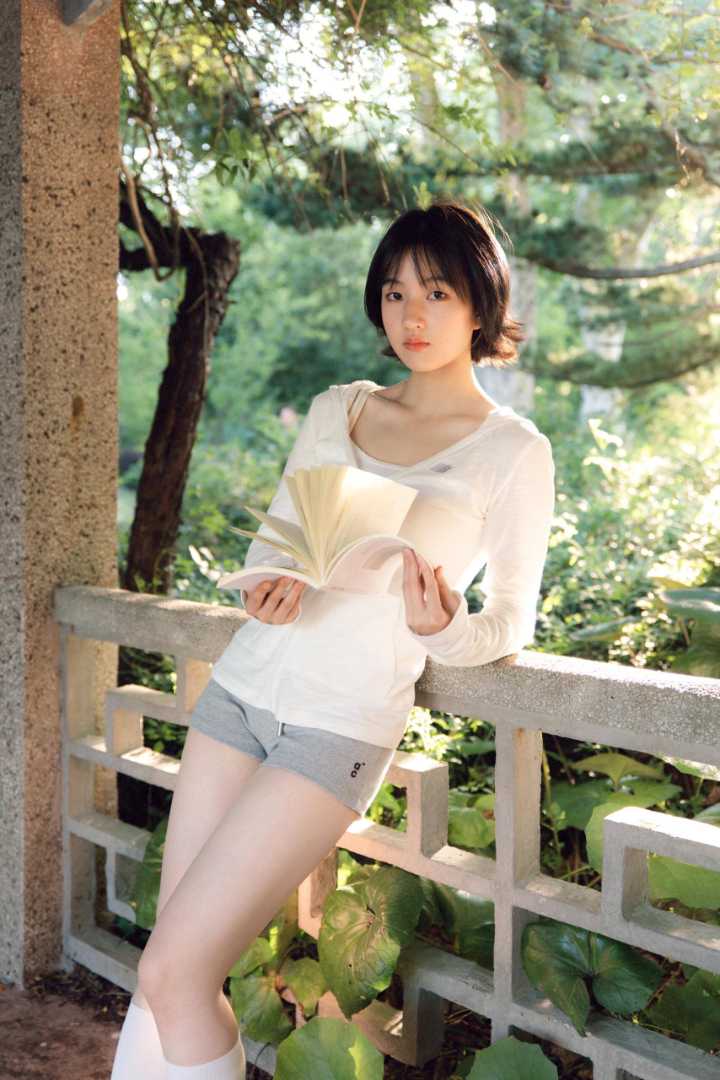 Mia - Korean companion Orchard Central Singapore